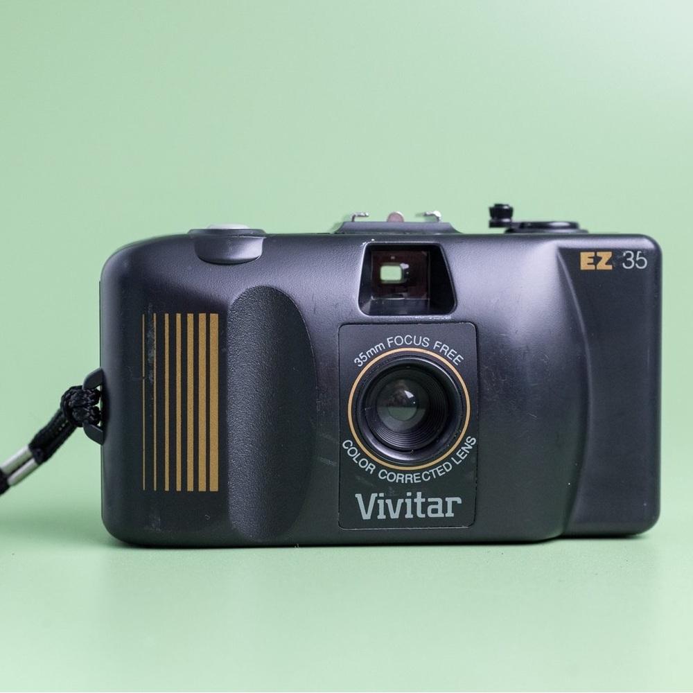 Vivitar EZ 35 35mm Point and Shoot Film Camera